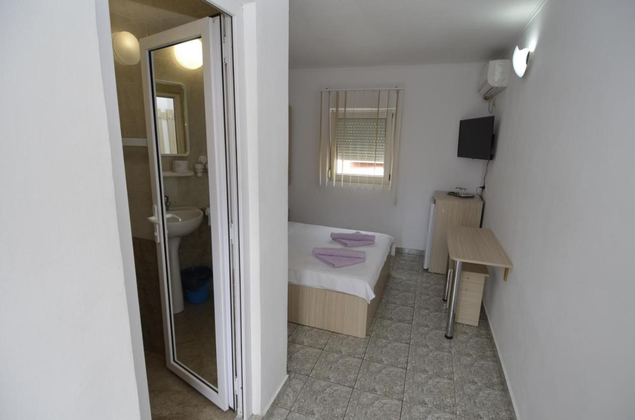 Vila Rara Hotel Costinești Kültér fotó